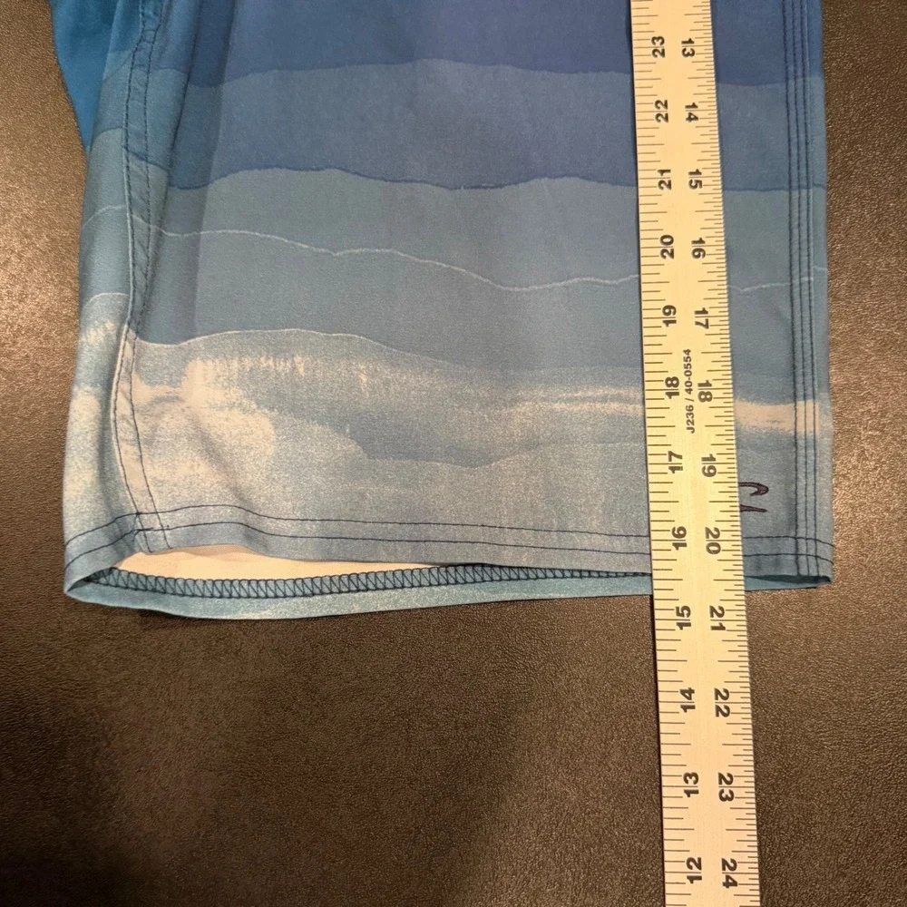 O'Neill Board Shorts Men 29 Blue Gradient Ombre Surf Swim Trunks Ocean Vacation